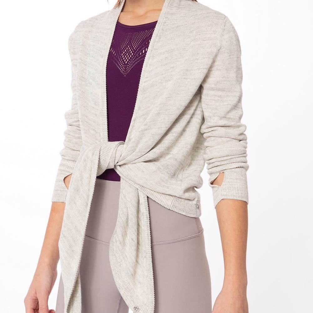 Ivivva by Lululemon girls fours a charm wrap